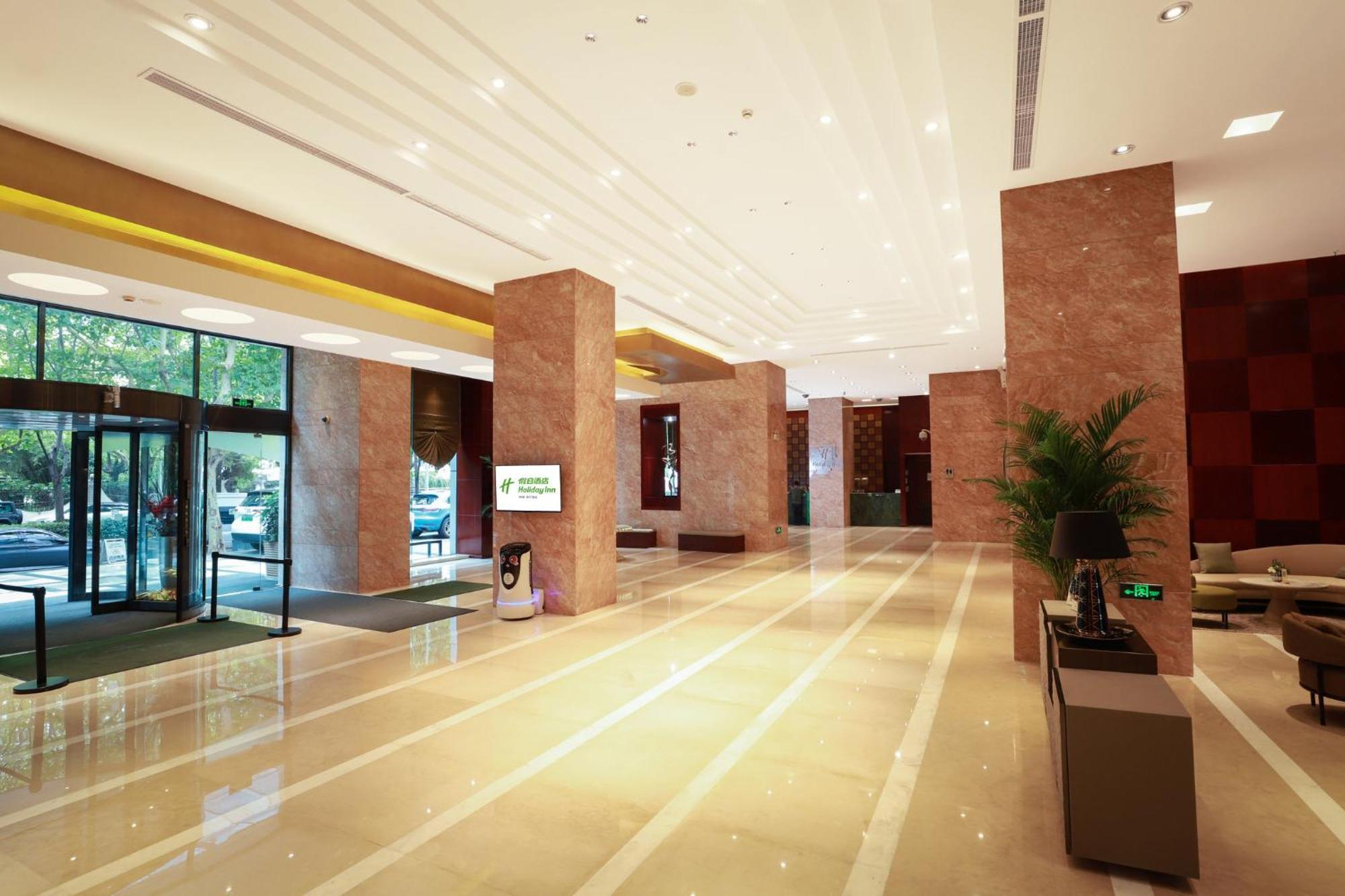 Holiday Inn Shanghai Pudong Nanpu, an IHG Hotel Bagian luar foto